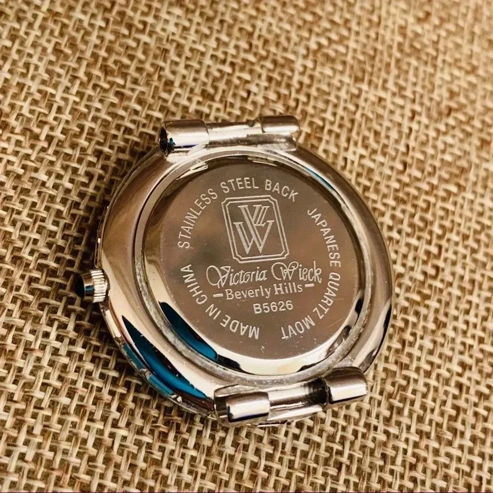 Victoria Wieck pre loved